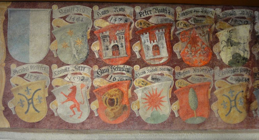 Eine Machtdemonstration: Das Wappenfries im Repräsentationssaal von Schloss Frauenfeld.
